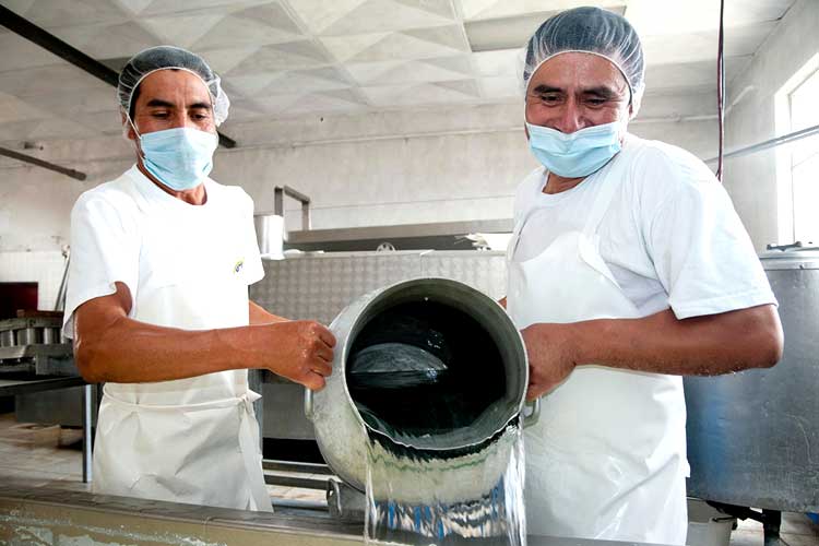 Relanzan una línea de subsidios para cooperativas de trabajo. Relanzan una línea de subsidios para cooperativas de trabajo.