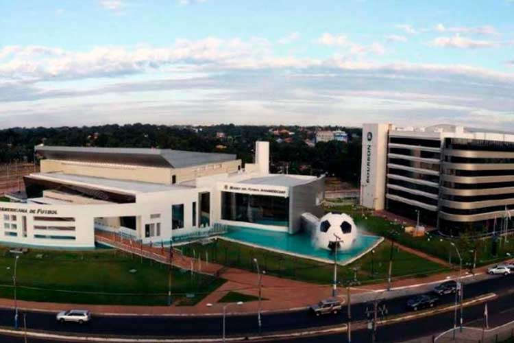 Centro de Convenciones de la sede de la Conmebol. Centro de Convenciones de la sede de la Conmebol.