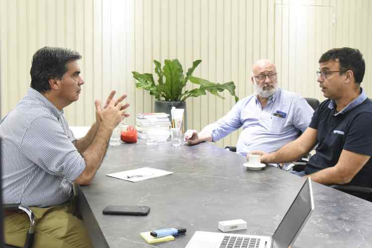 El presidente del INAES se reunió con el gobernador Capitanich